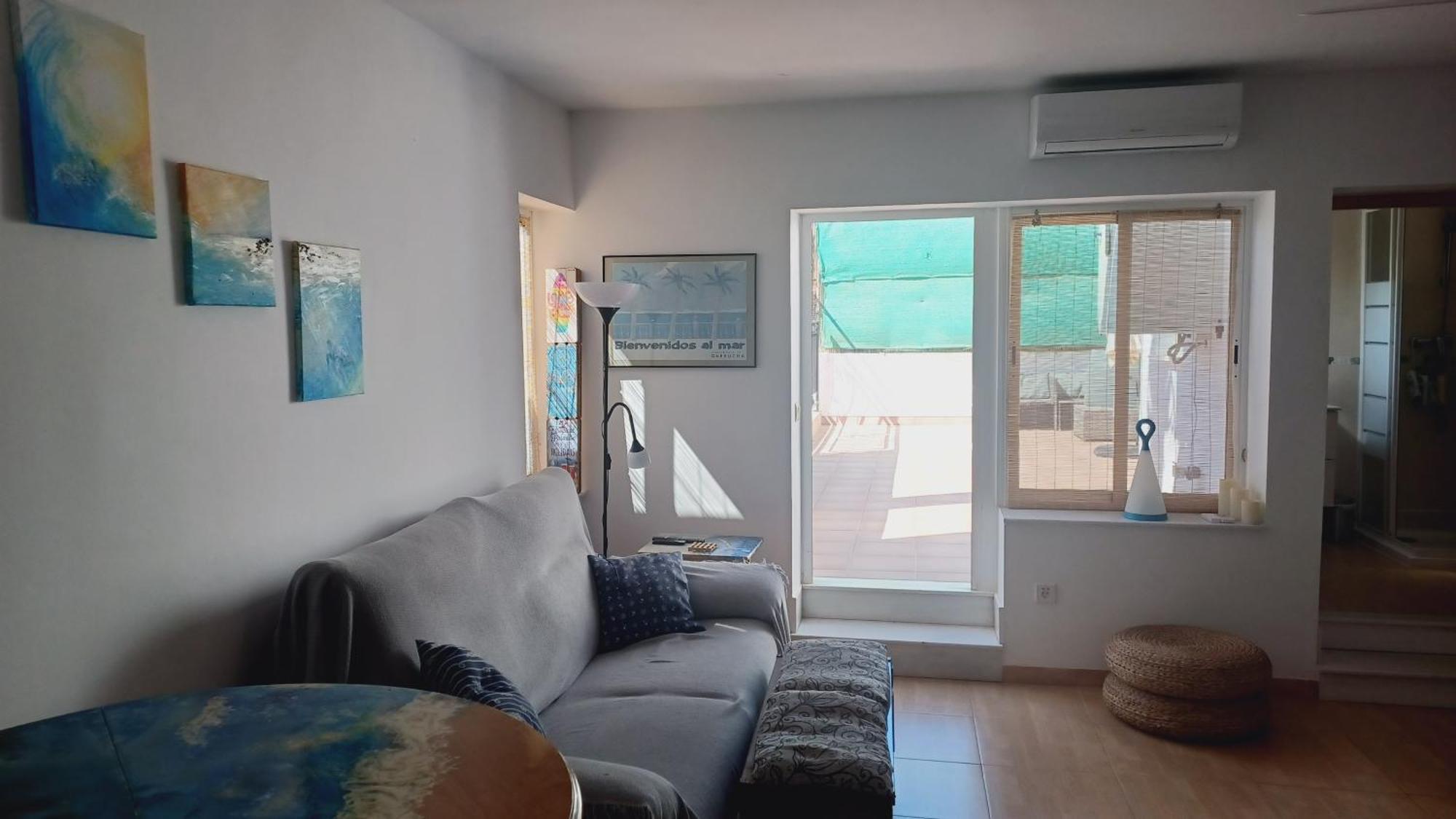 Beachfront Location Apartament *